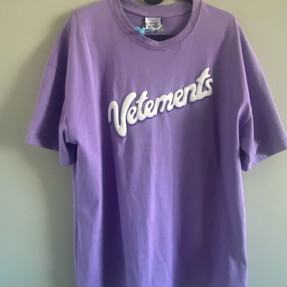 VETEMENTS 3D FOAM T-SHIRT BNWT